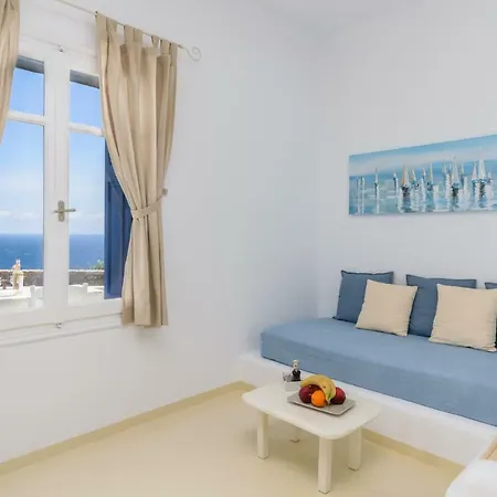 Heavenly Milos Strand van Agia Kiriaki