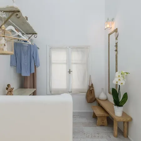 Heavenly Milos Tatil Evi Agia Kiriaki Beach (Milos)